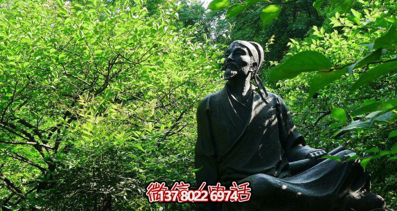 古代名人李白青銅雕塑，讓花園廣場(chǎng)坐擁舊韻