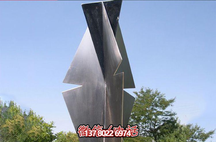 不銹鋼雕塑景觀，點(diǎn)綴學(xué)校、公園環(huán)境