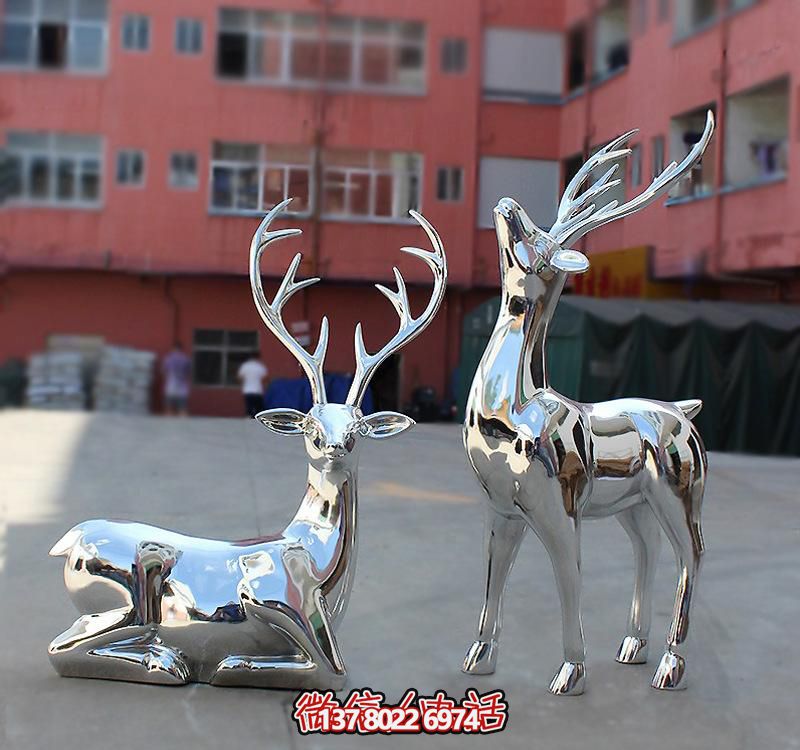 不銹鋼鏡面鹿雕塑，點(diǎn)綴公園景區(qū)