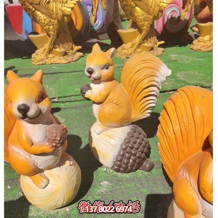 集游樂、景觀、動物園于一體的玻璃鋼仿真卡通動物游樂場