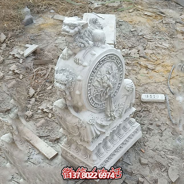 非凡的石雕獅子雕塑，點(diǎn)綴精致的庭院別墅
