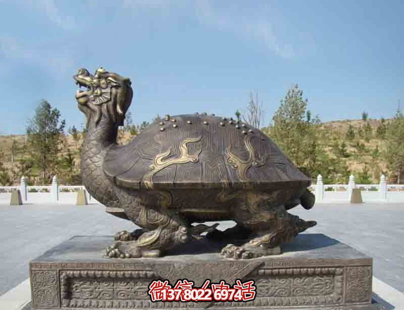 玻璃鋼龍龜雕塑，點綴公園里的創(chuàng)意行走