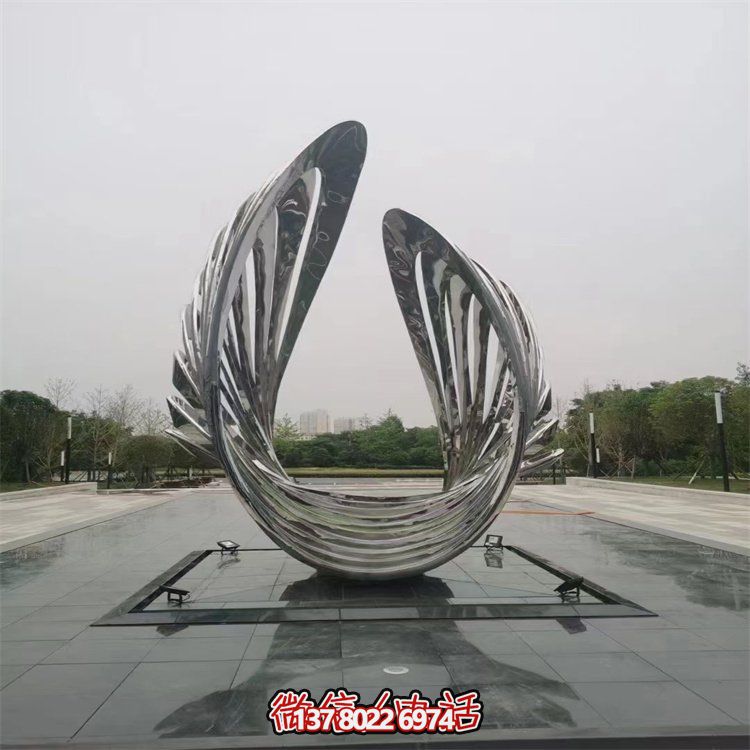 不銹鋼抽象翅膀藝術(shù)雕塑，為戶外廣場(chǎng)增添獨(dú)特景觀
