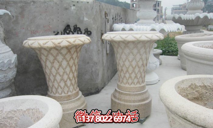 聚焦傳統(tǒng)文化，打造完美的自然景觀——大理石花籃花盆雕塑系列