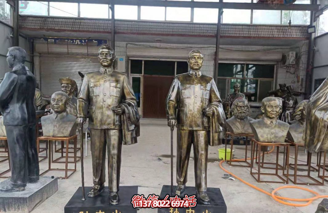 仿銅玻璃鋼孫中山雕塑，點(diǎn)亮校園景區(qū)