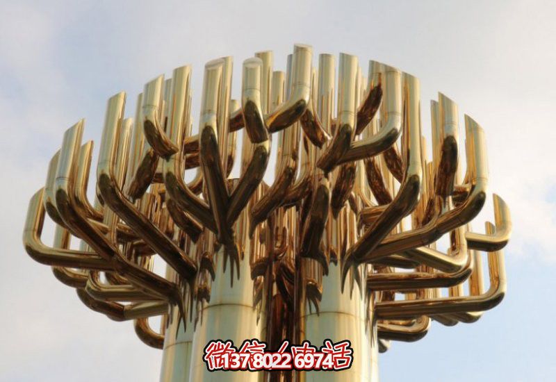 不銹鋼大樹(shù)雕塑，金色噴涂