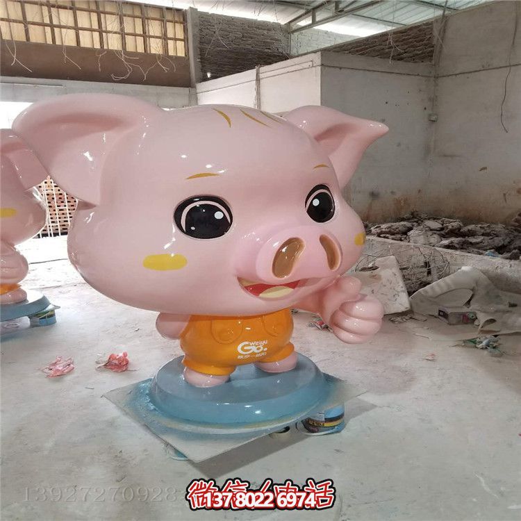 玻璃鋼豬雕塑，為您的店鋪、戶外公園增添熱鬧氣氛