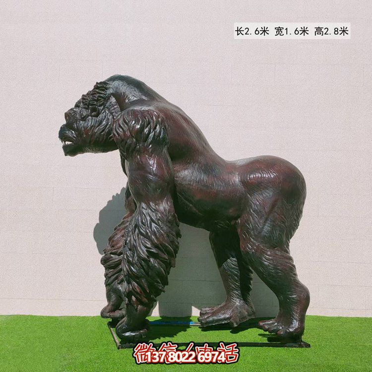 玻璃鋼仿真大猩猩動物雕塑，點綴游樂園游樂擺放