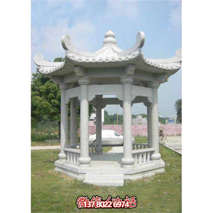 精美石雕涼亭，為公園添彩