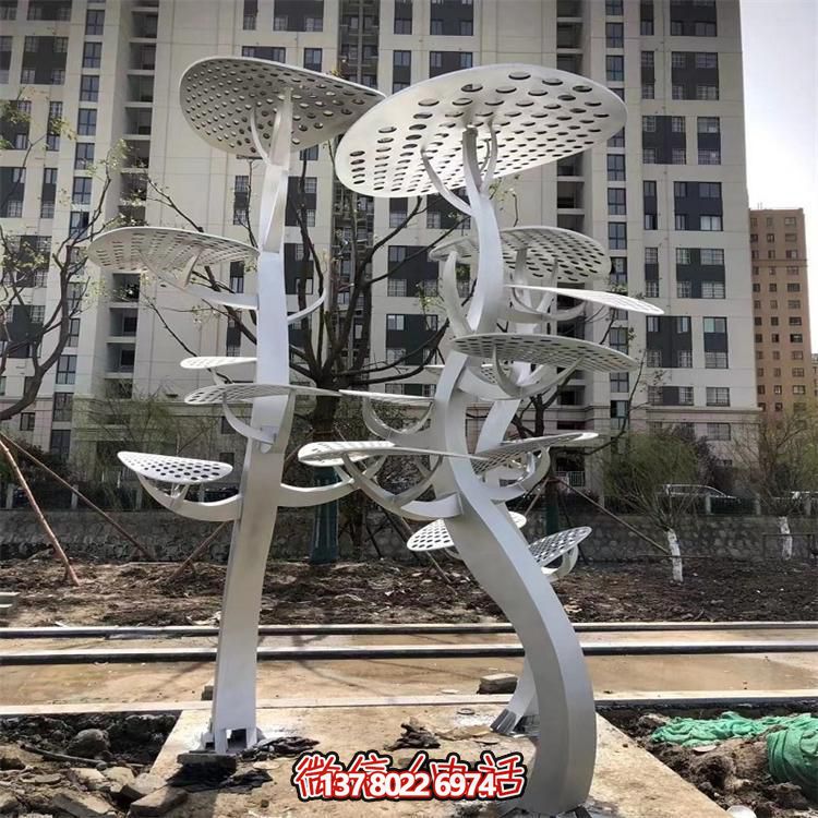 不銹鋼鏤空創(chuàng)意樹(shù)小區(qū)燈光亮化景觀(guān)雕塑